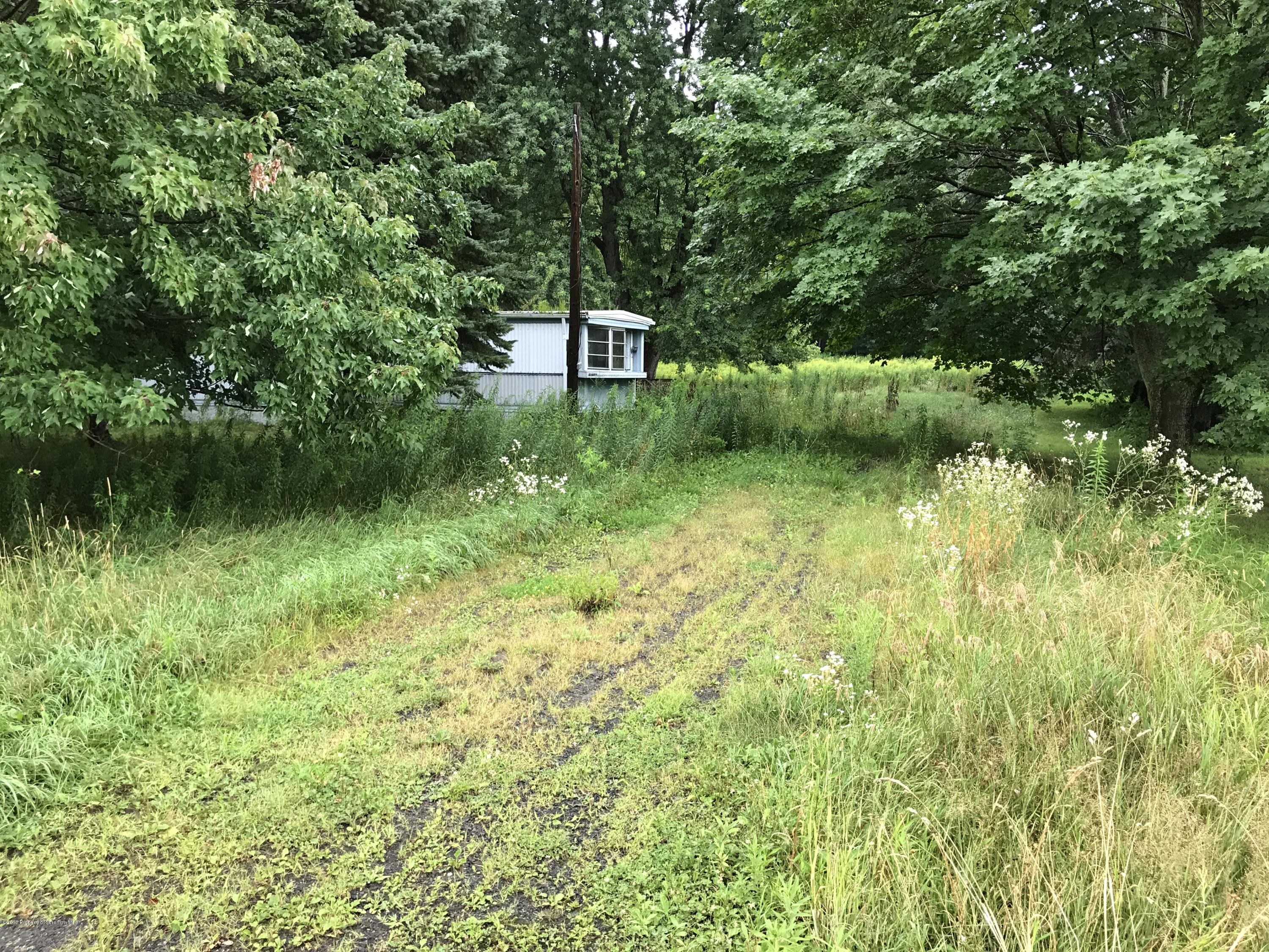 2591 Motichka Road Moscow, PA 18444 - Photo 2 of 2 IMG_2322