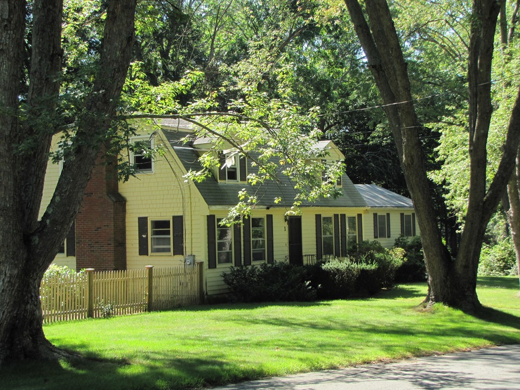 1 Riverside Drive Ipswich, MA 01938 - Photo 3 of 15 Gallery Image 3
