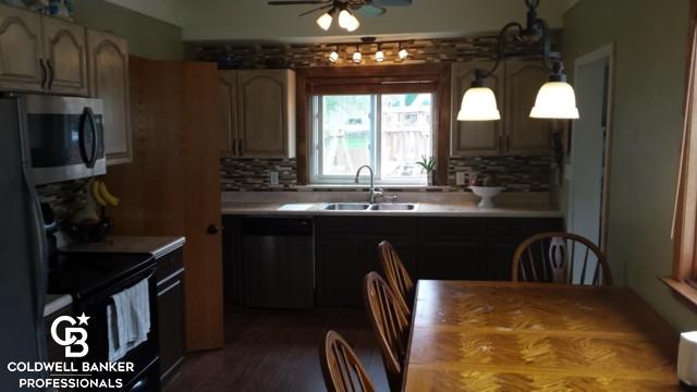 103 Spring Street Yale, MI 48097 - Photo 2 of 15