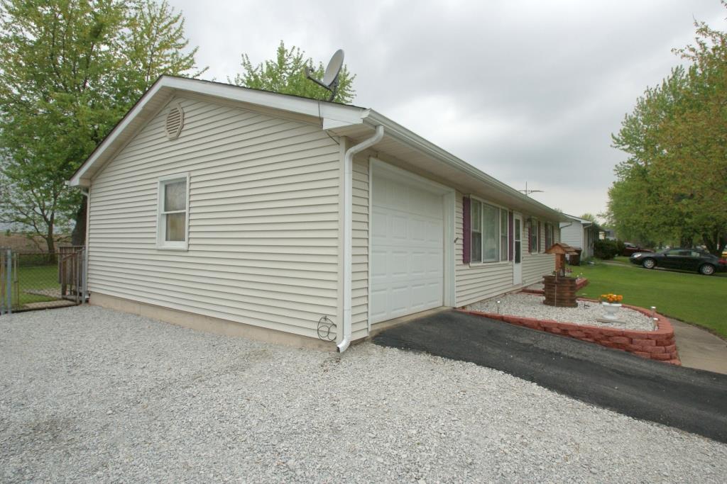 616 Oxford Road Valparaiso, IN 46385 - Photo 27 of 30 Gallery Image 27