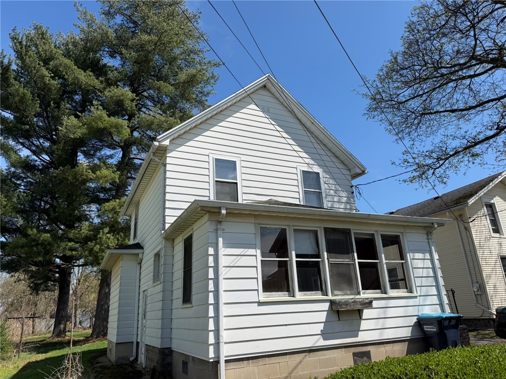 16 Maple Street Avon, NY 14414 - Photo 3 of 35