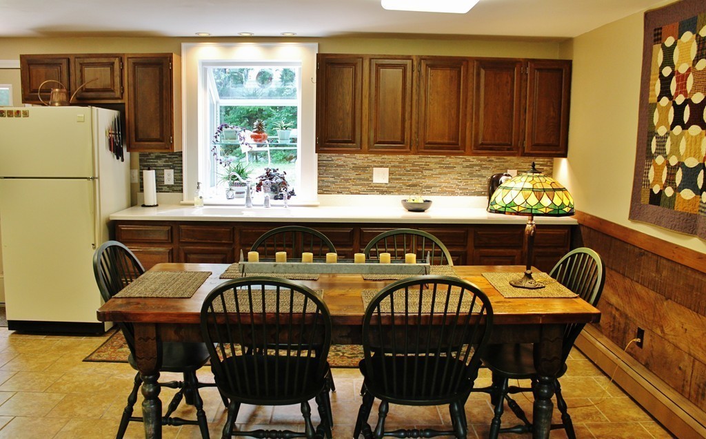414 Townsend Road Groton, MA 01450 - Photo 7 of 30 Gallery Image 7