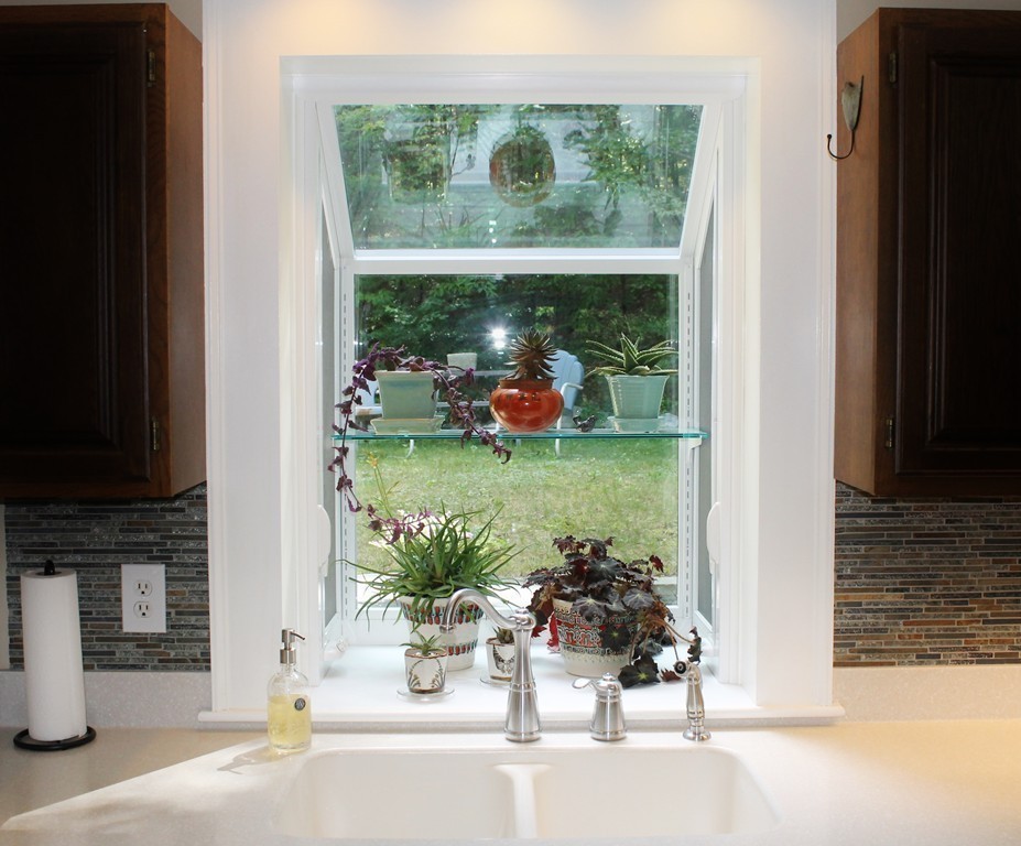 414 Townsend Road Groton, MA 01450 - Photo 8 of 30 Gallery Image 8