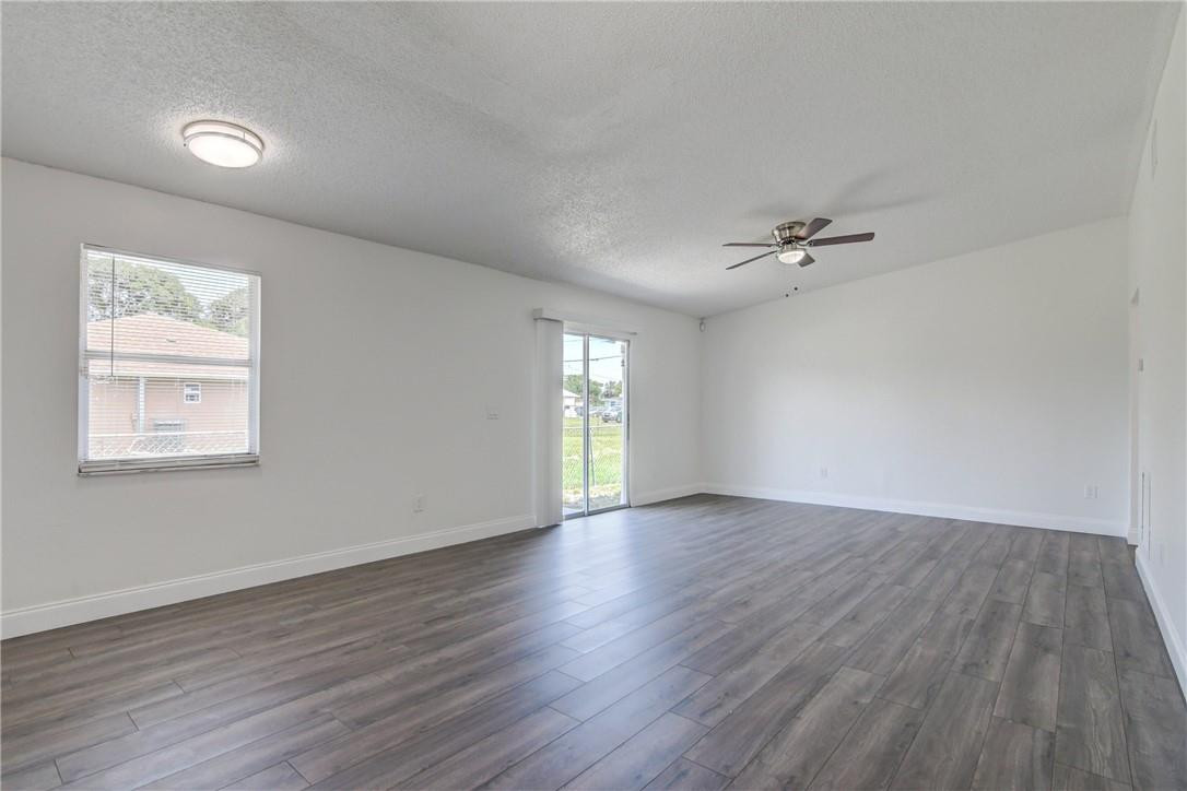 1401 West 35th Street Riviera Beach, FL 33404 - Photo 8 of 43 Photo 8