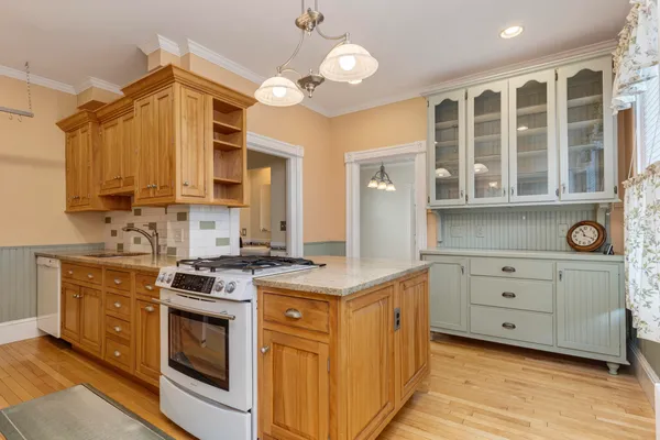 $1,250,000 | 259 Spring Street, Portland, ME 04102