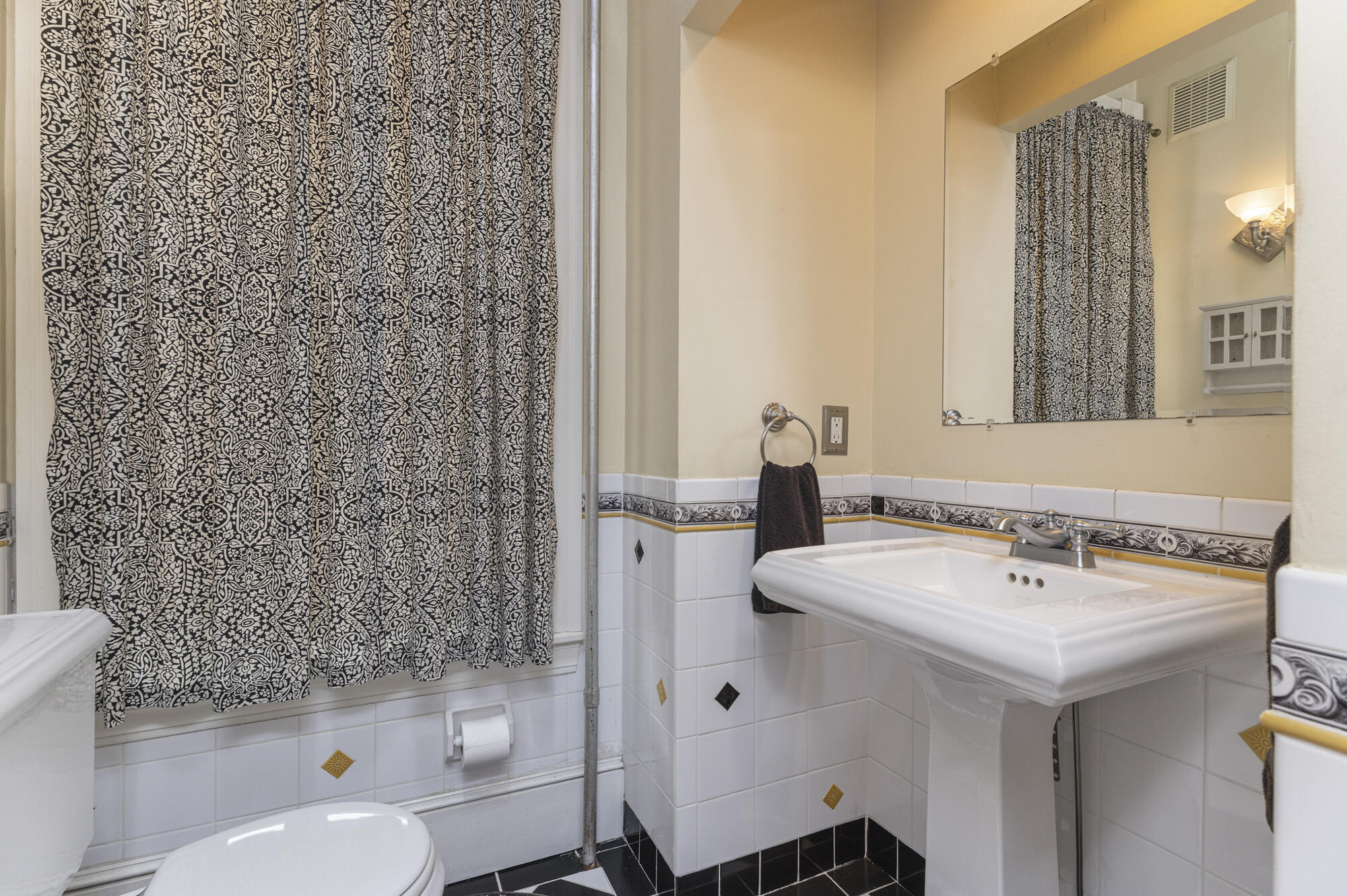 259 Spring Street Portland, ME 04102 - Photo 23 of 71 259 Spring_W5_20