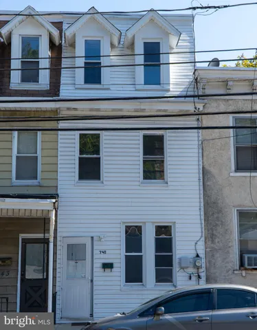 $1,500 | 741 East Norwegian Street, Pottsville, PA 17901
