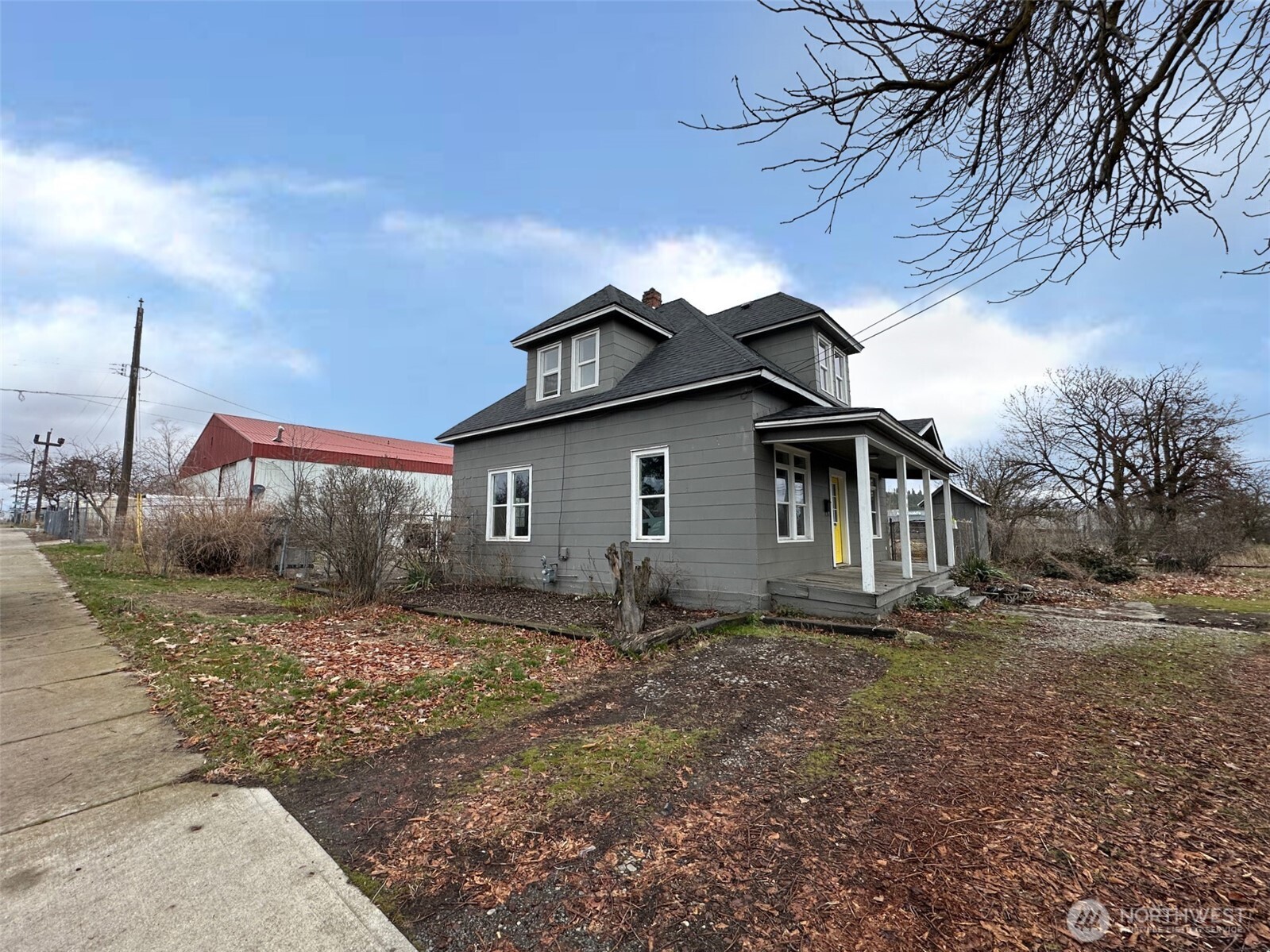 3003 East Bridgeport Avenue Spokane, WA 99207 - Photo 4 of 21