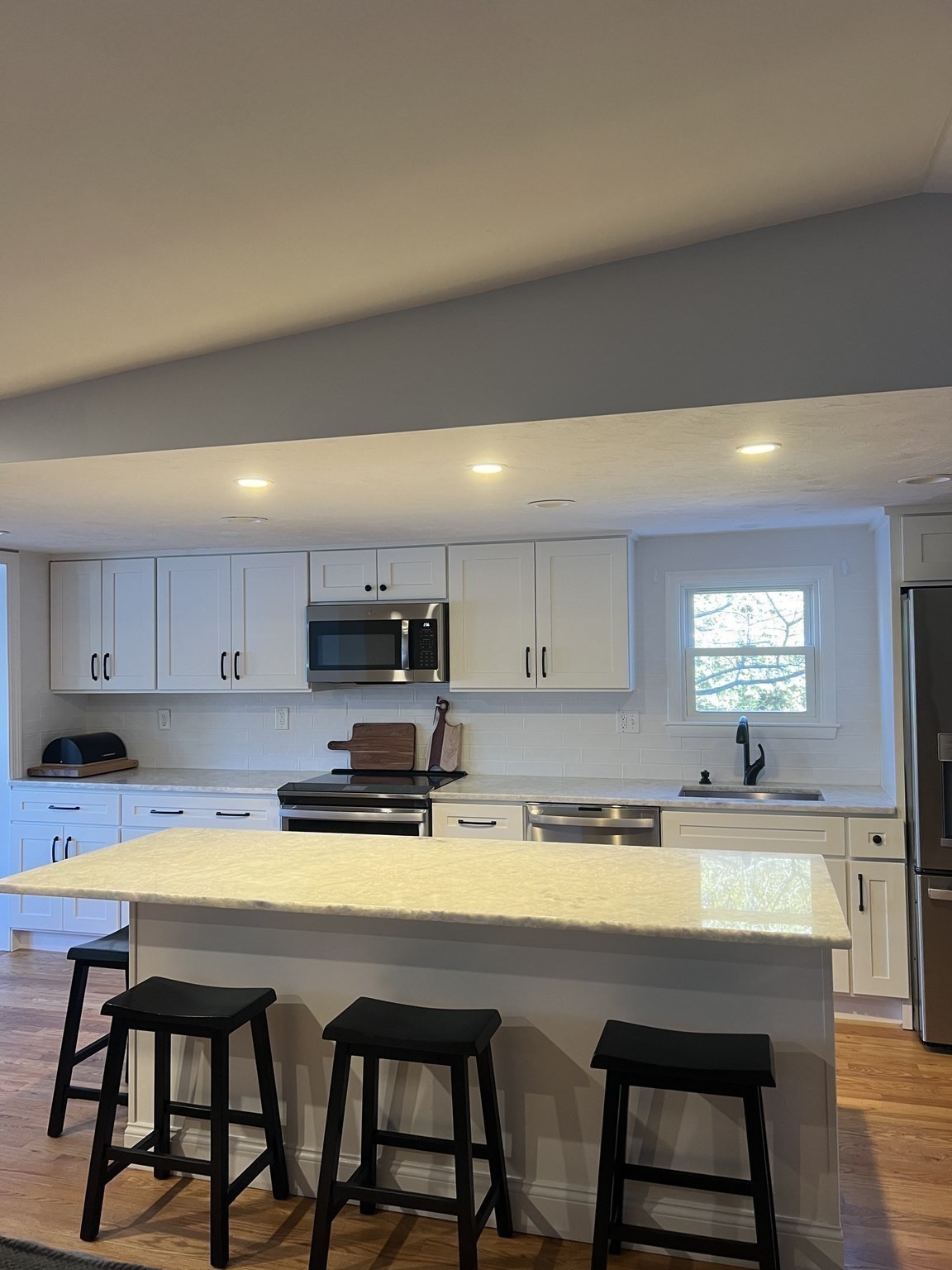 75 Ridge Road Foxboro, MA 02035 - Photo 6 of 19 Gallery Image 6