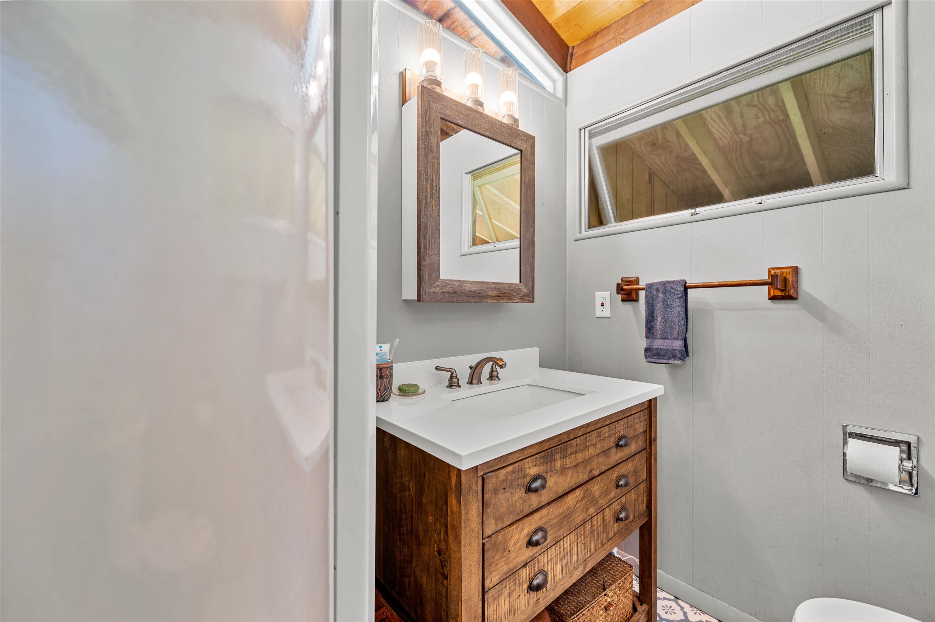155 Thacher Road Bolton, VT 05477 - Photo 19 of 46 Gallery Image 19