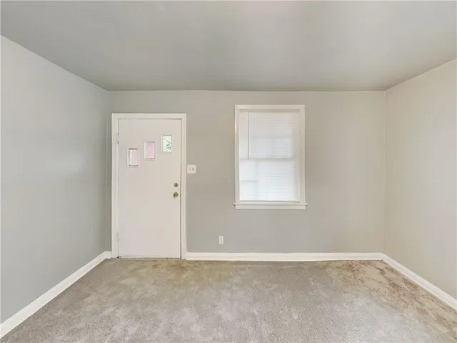 $900 | 946 Ira Street Southwest, Atlanta, GA 30310