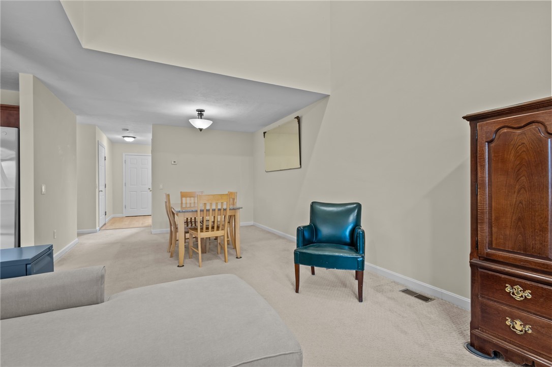 30 Alpine Way North Smithfield, RI 02876 - Photo 8 of 41