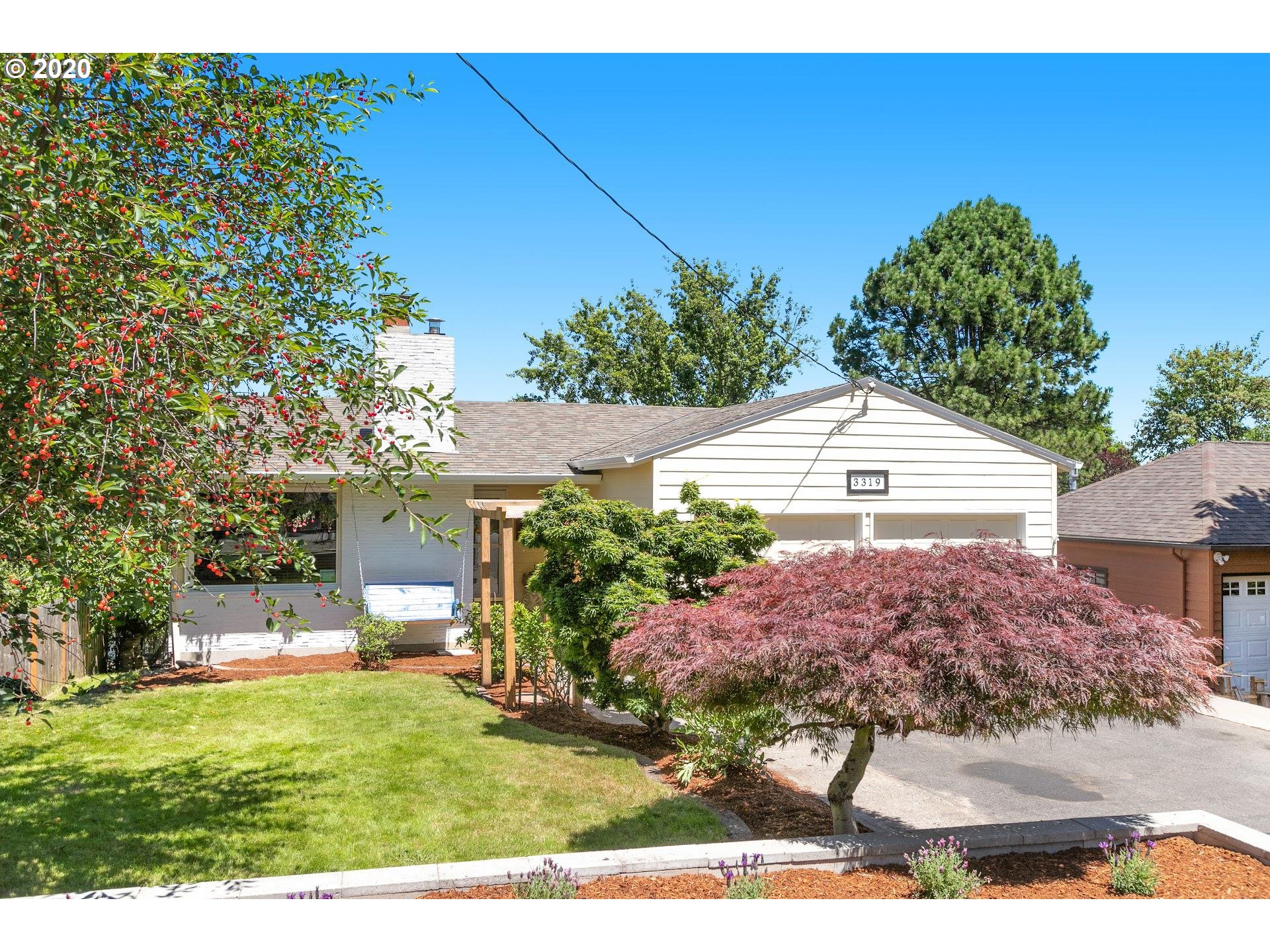3319 Southwest Primrose Street Portland, OR 97219 - Photo 1 of 27 Gallery Image 1