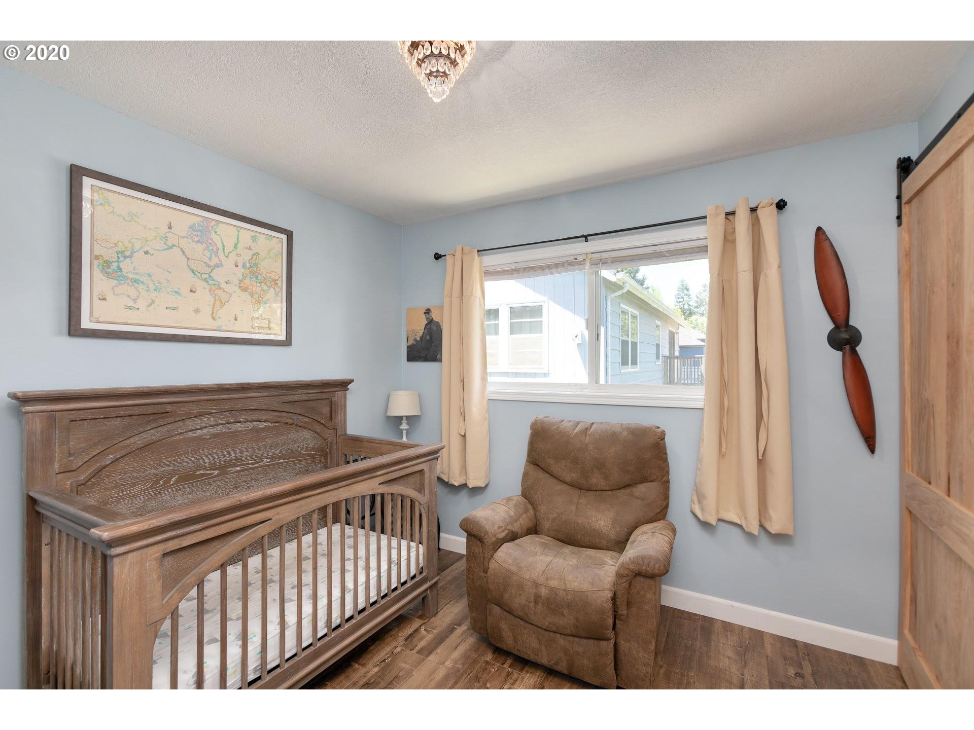 3319 Southwest Primrose Street Portland, OR 97219 - Photo 14 of 27 Gallery Image 14