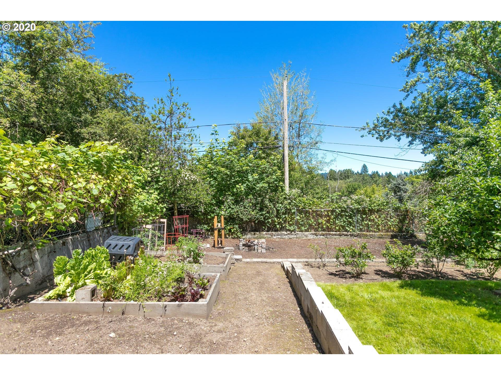 3319 Southwest Primrose Street Portland, OR 97219 - Photo 25 of 27 Gallery Image 25
