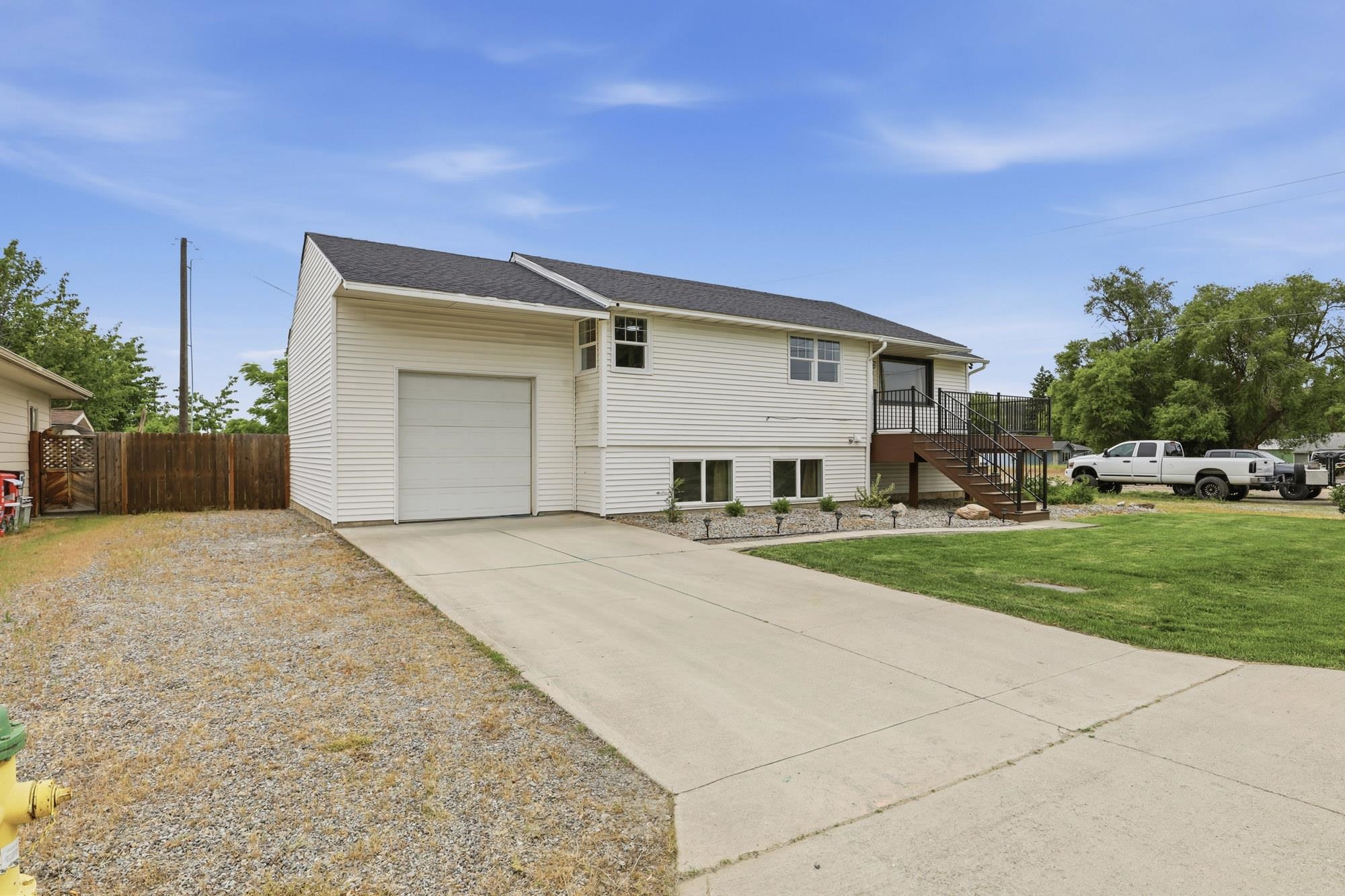 2723 North Coleman Road Spokane Valley, WA 99212 - Photo 2 of 49