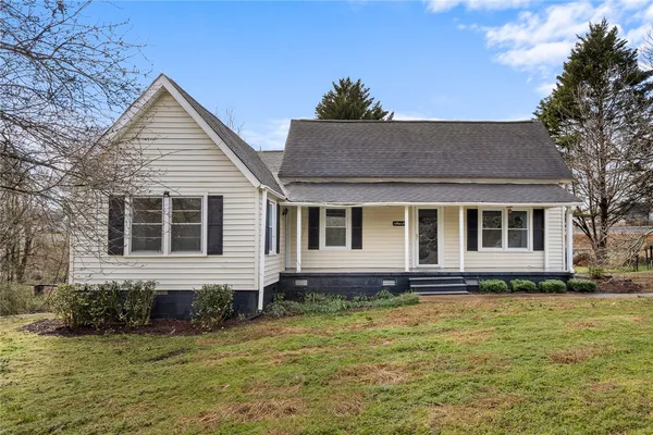 $219,900 | 1 Frost Street, Pelzer, SC 29669