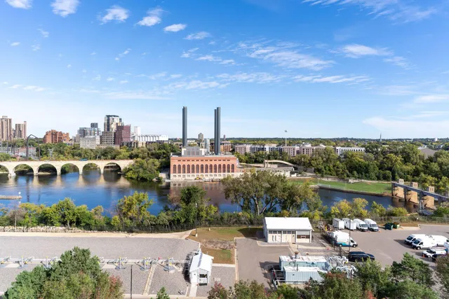 $1,895,000 | 1111 West River Parkway, Unit 8D, Minneapolis, MN 55415