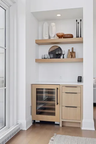 $1,895,000 | 1111 West River Parkway, Unit 8D, Minneapolis, MN 55415