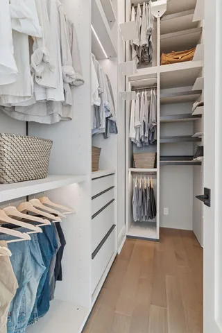 $1,895,000 | 1111 West River Parkway, Unit 8D, Minneapolis, MN 55415