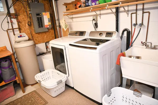 $379,900 | 222 Lakeview Drive, Spicer, MN 56288