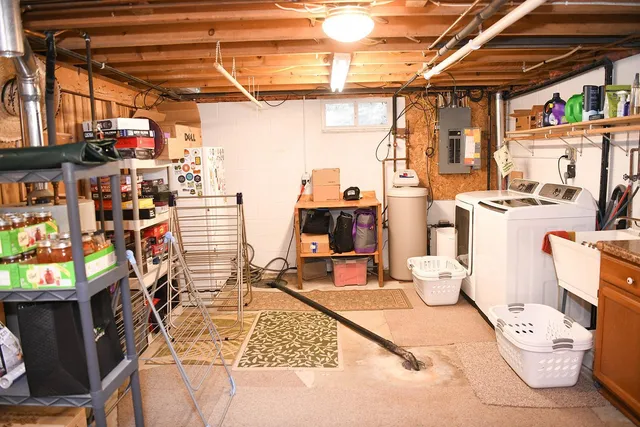 $394,900 | 222 Lakeview Drive, Spicer, MN 56288