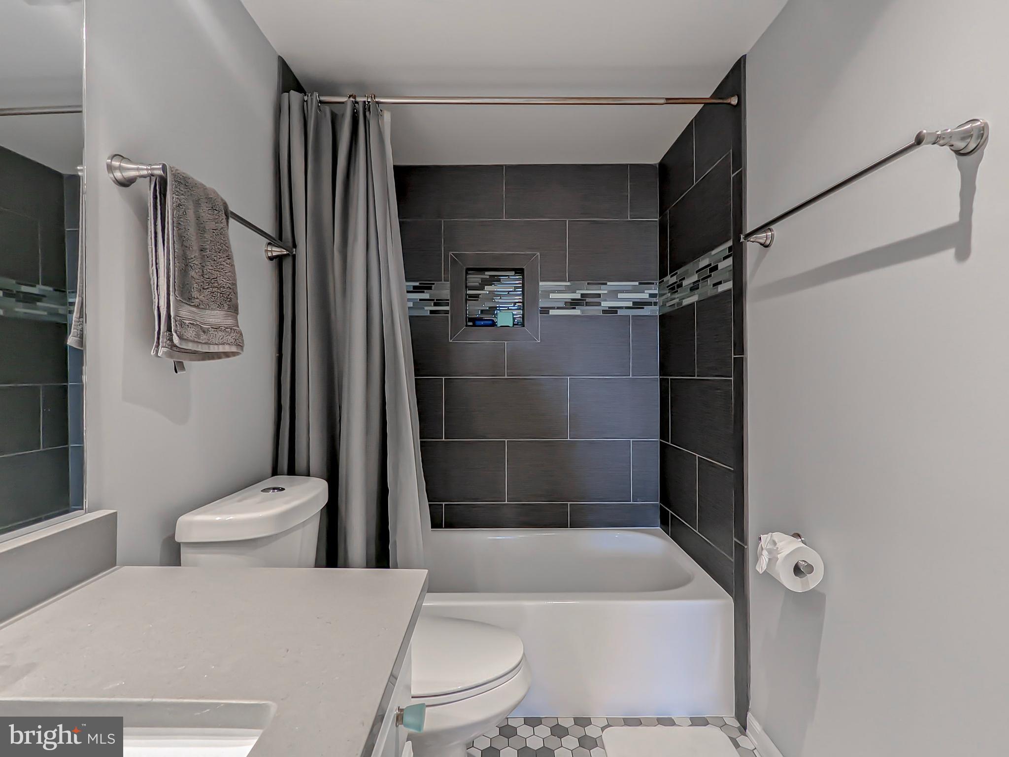 5911 Edsall Road, Unit PH06 Alexandria, VA 22304 - Photo 41 of 70 Gallery Image 41