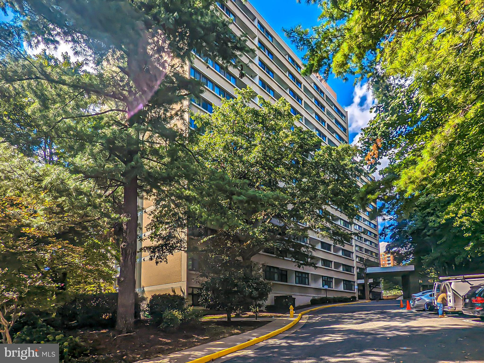 5911 Edsall Road, Unit PH06 Alexandria, VA 22304 - Photo 7 of 70 Gallery Image 7