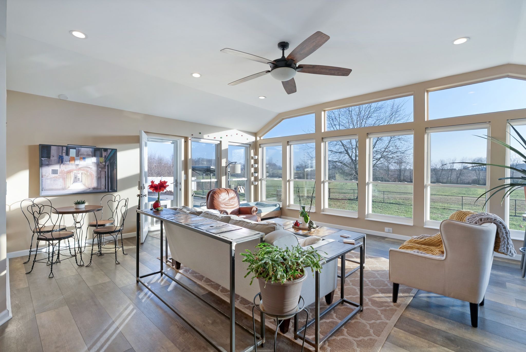 485 Rigney Road Manchester, TN 37355 - Photo 23 of 61 a living room with furniture and a large window