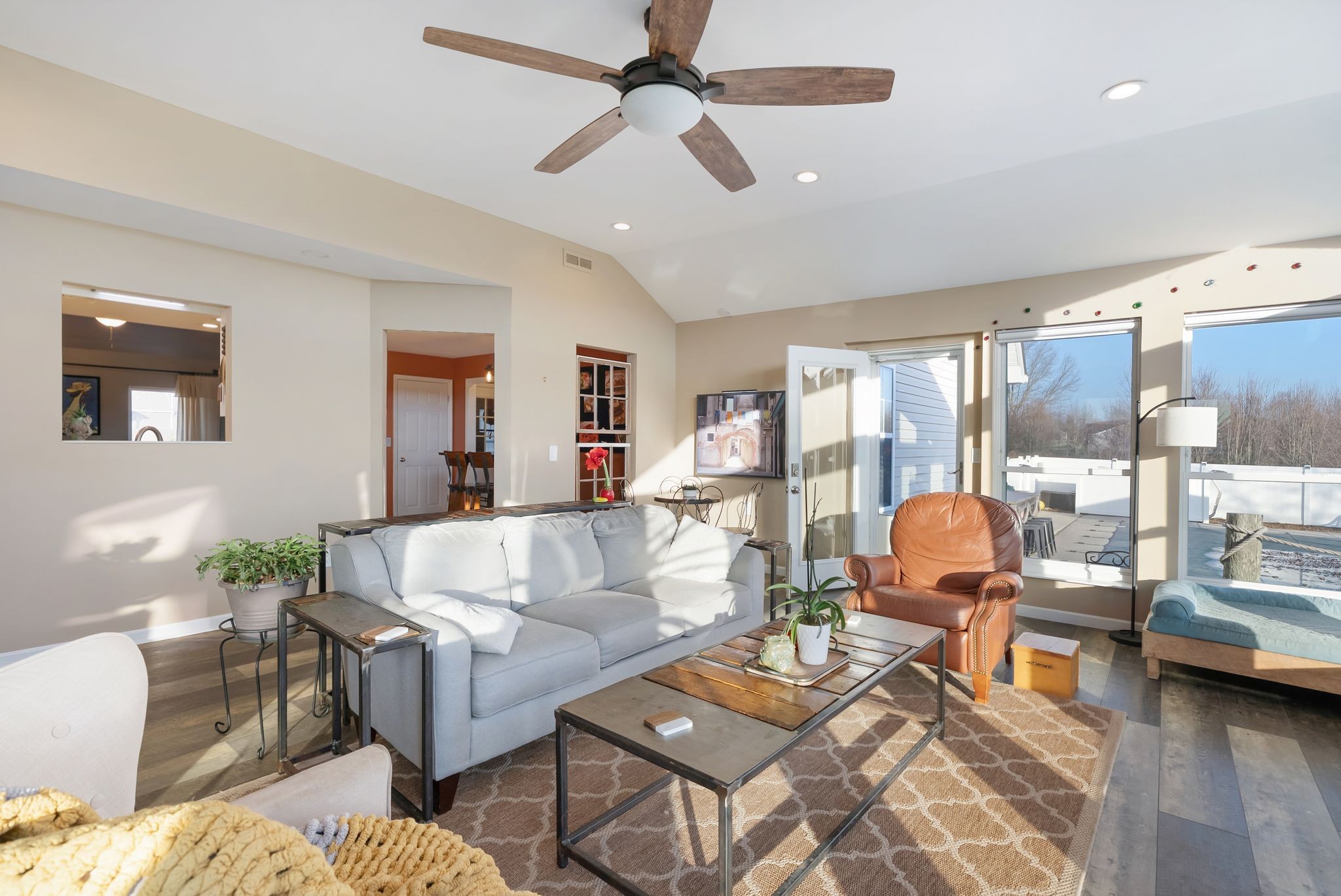 485 Rigney Road Manchester, TN 37355 - Photo 24 of 61 a living room with furniture and a large window