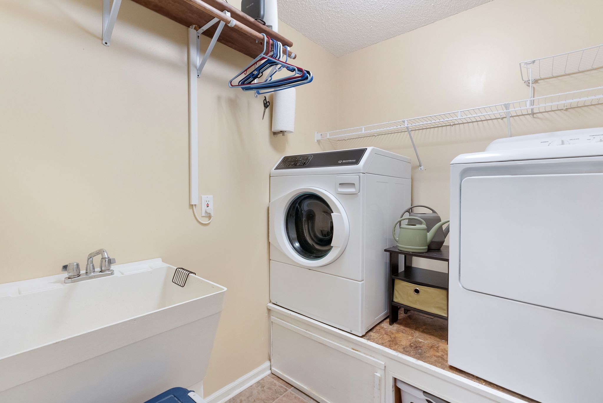 485 Rigney Road Manchester, TN 37355 - Photo 48 of 61 a utility room with dryer and washer