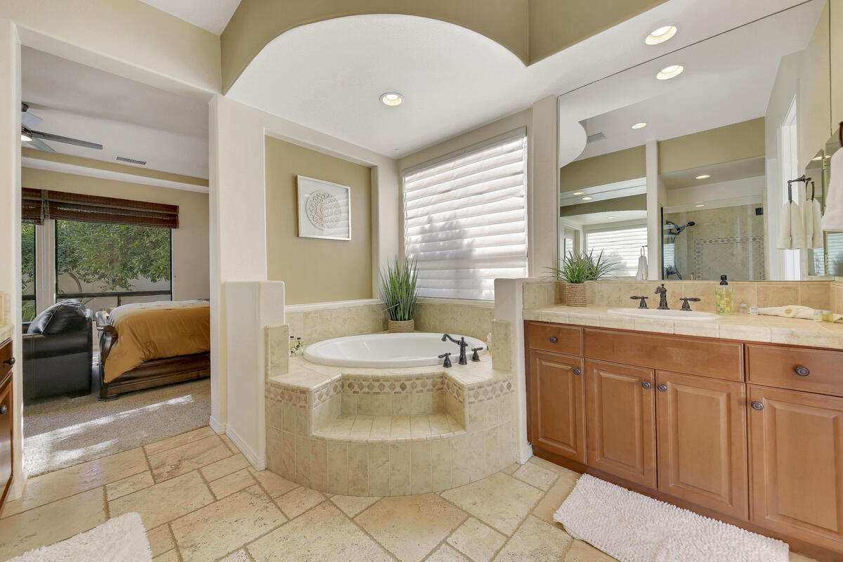 48622 Meandering Cloud Street Indio, CA 92201 - Photo 34 of 68 30 MASTER BATH MLS