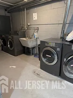 $1,300 | 117 West 3rd Avenue, Unit 5, Roselle, NJ 07203