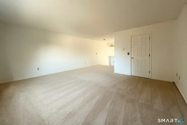 $1,850 | 35 Ruth Street, Unit 66, Bristol, CT 06010