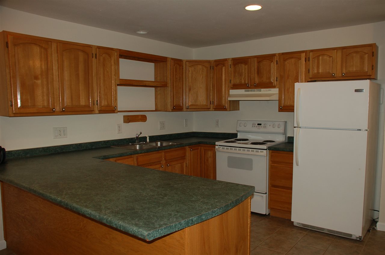 128 Loudon Road, Unit 11R Concord, NH 03301 - Photo 1 of 9