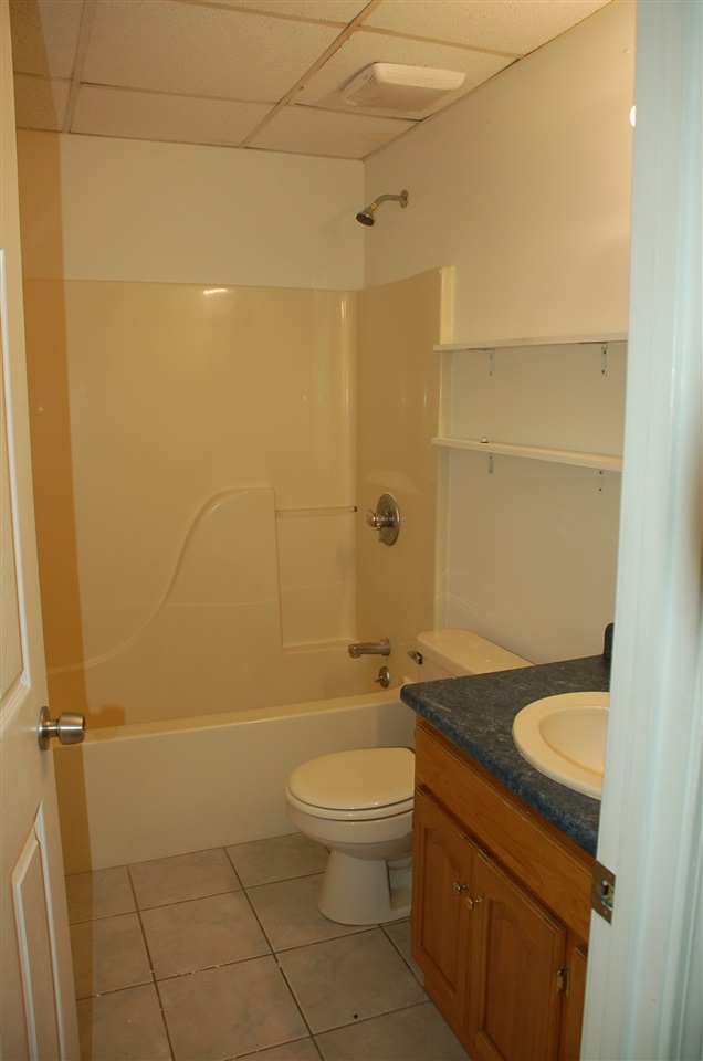128 Loudon Road, Unit 11R Concord, NH 03301 - Photo 3 of 9