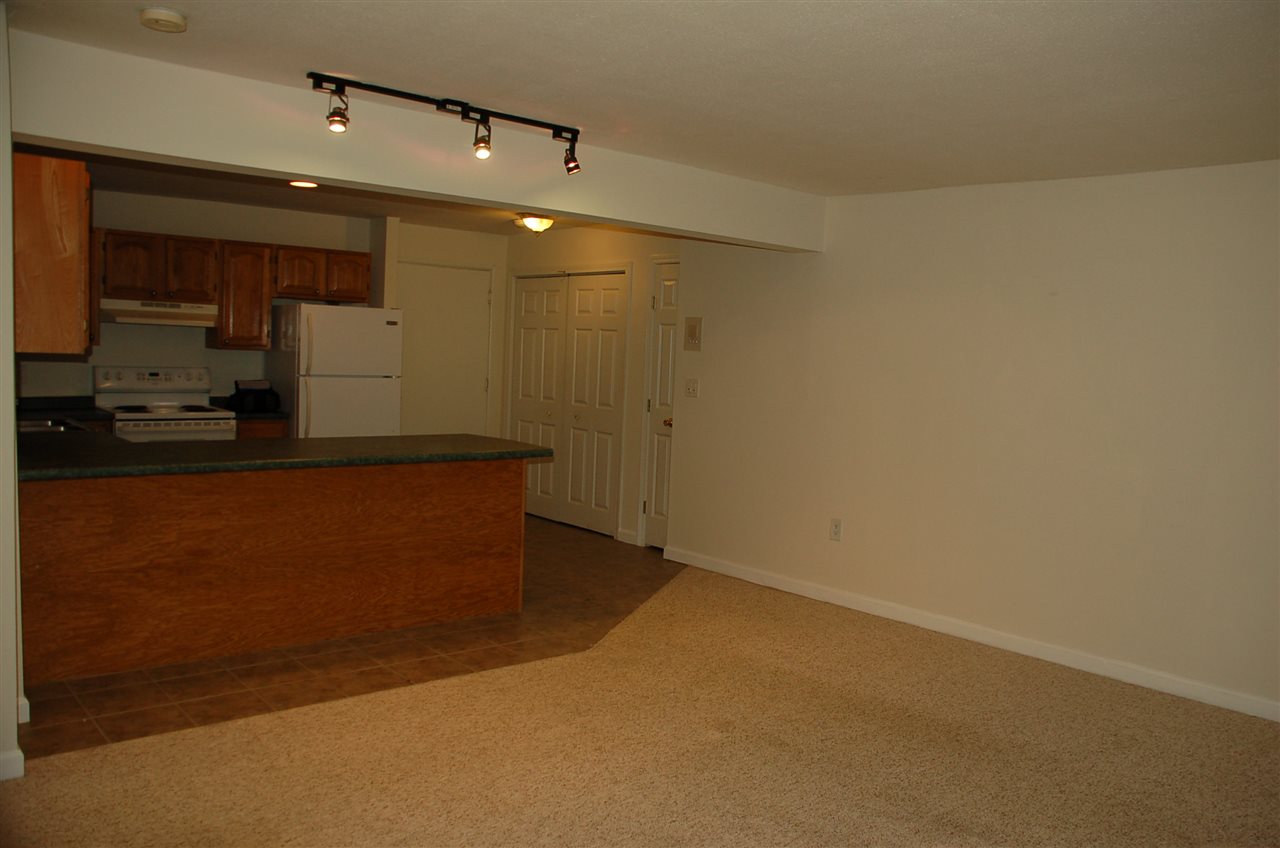 128 Loudon Road, Unit 11R Concord, NH 03301 - Photo 6 of 9