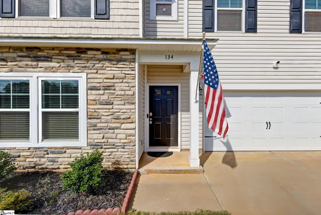 $353,000 | 134 Bellflower Lane, Pendleton, SC 29670