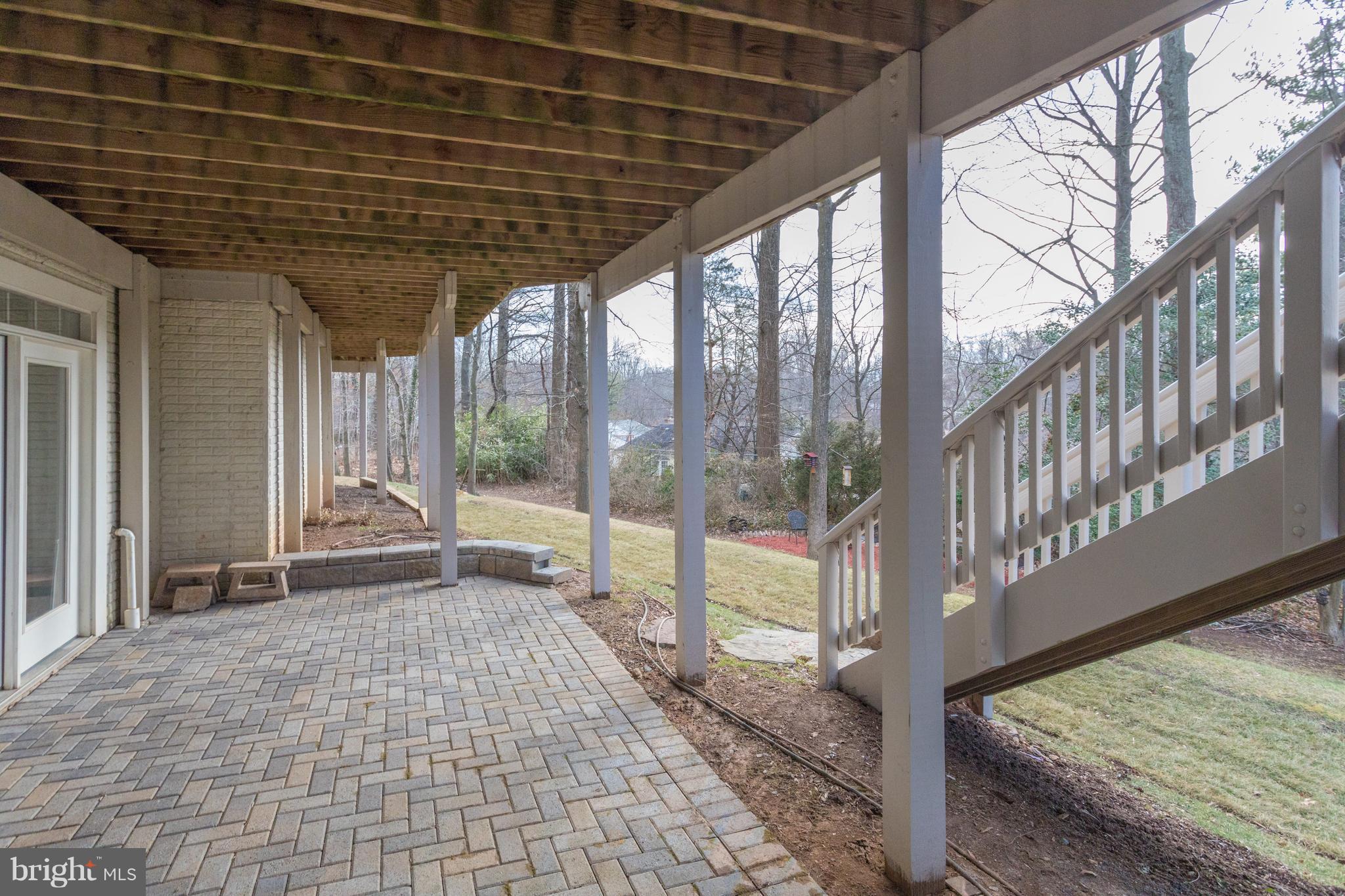 9109 Ridge Lane Vienna, VA 22182 - Photo 26 of 30 Exterior (Rear)
