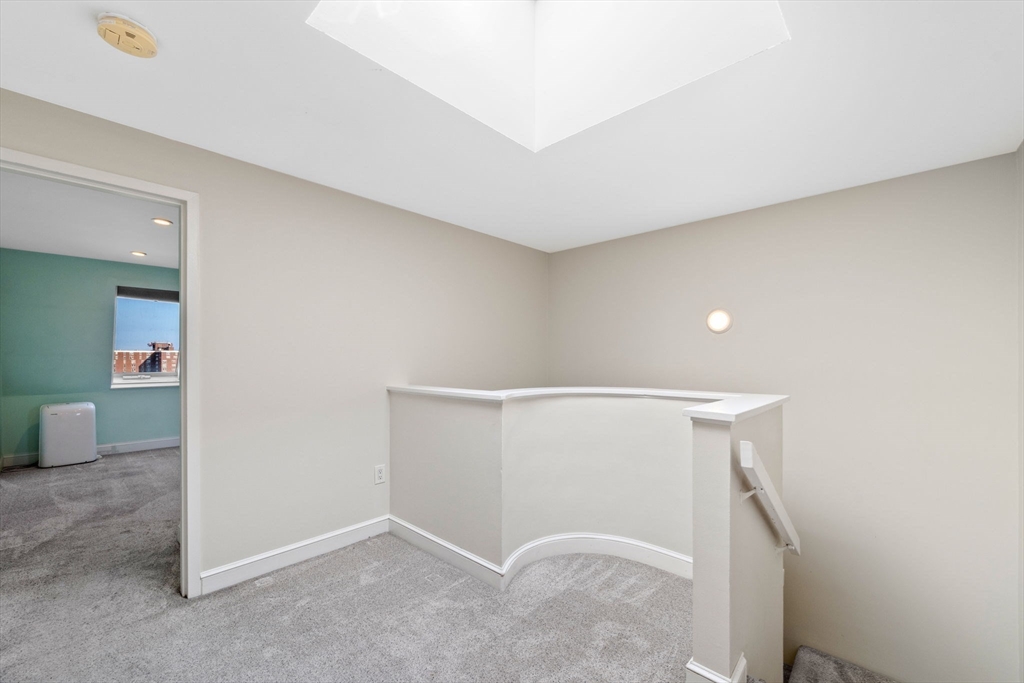 154 Lynnway, Unit 520 Lynn, MA 01902 - Photo 20 of 38