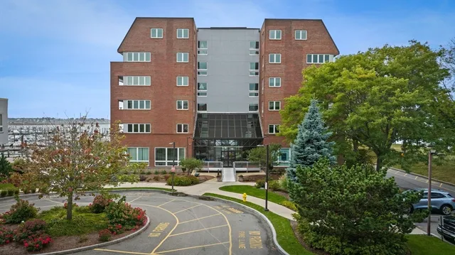 $479,999 | 154 Lynnway, Unit 520, Lynn, MA 01902