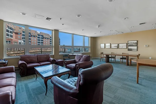 $479,999 | 154 Lynnway, Unit 520, Lynn, MA 01902