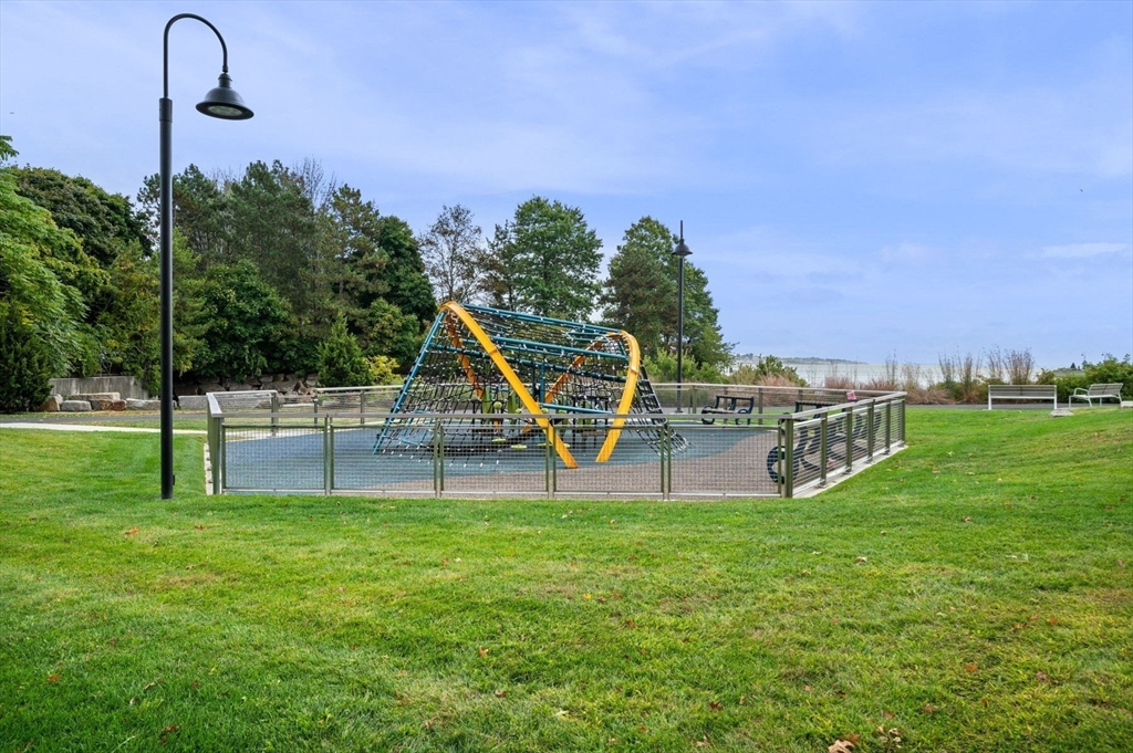 154 Lynnway, Unit 520 Lynn, MA 01902 - Photo 38 of 38