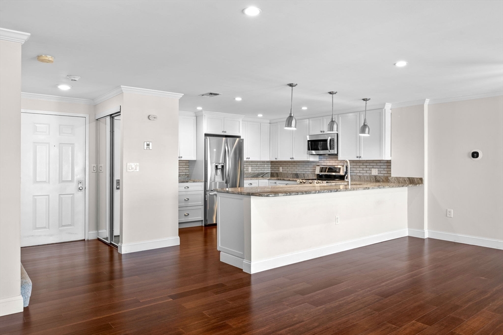 154 Lynnway, Unit 520 Lynn, MA 01902 - Photo 6 of 38