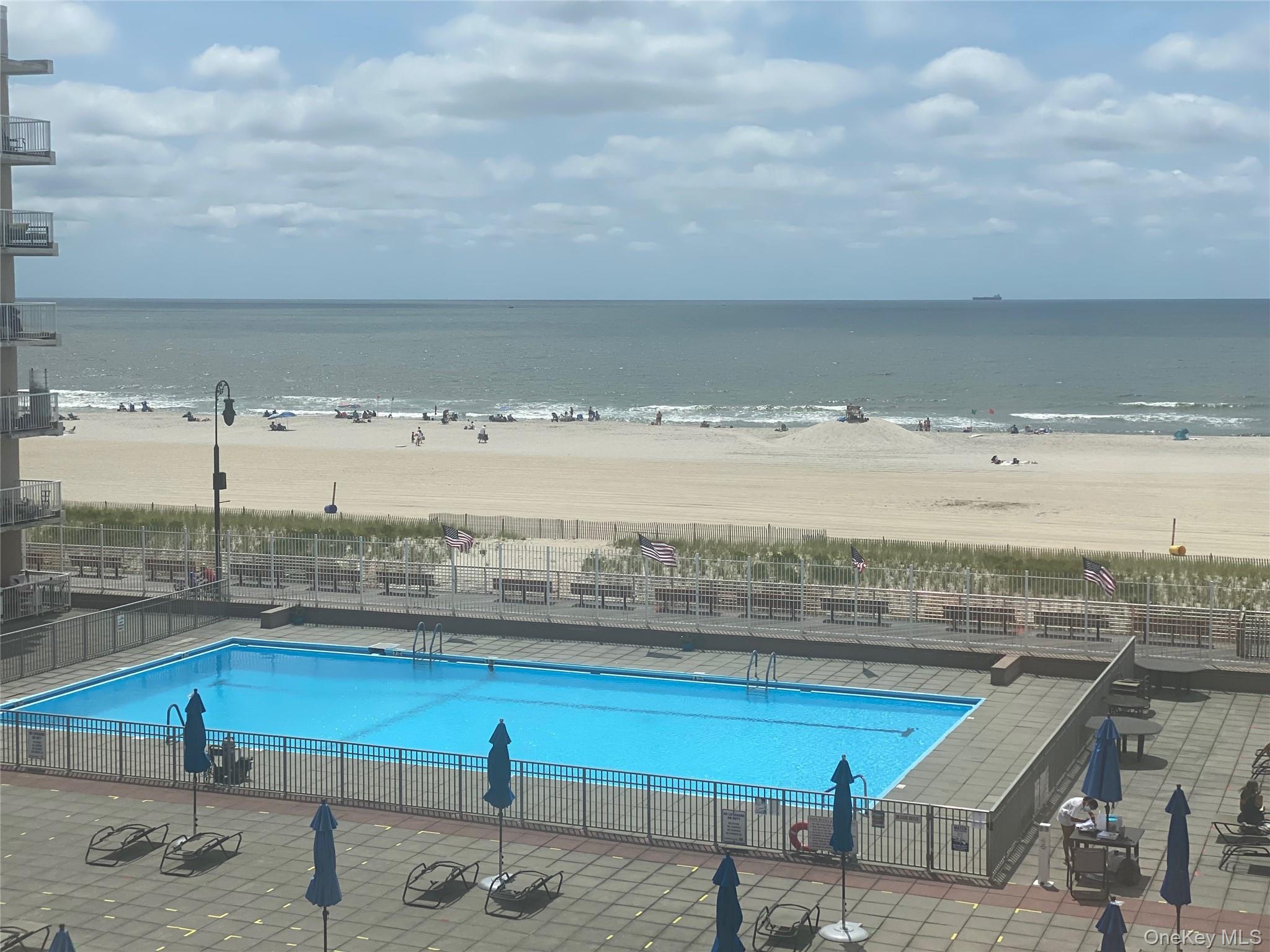 700 Shore Road, Unit 4O Long Beach, NY 11561 - Photo 40 of 42 a view of a city with an ocean