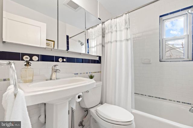 $710,500 | 1749 North Cliff Street, Alexandria, VA 22301