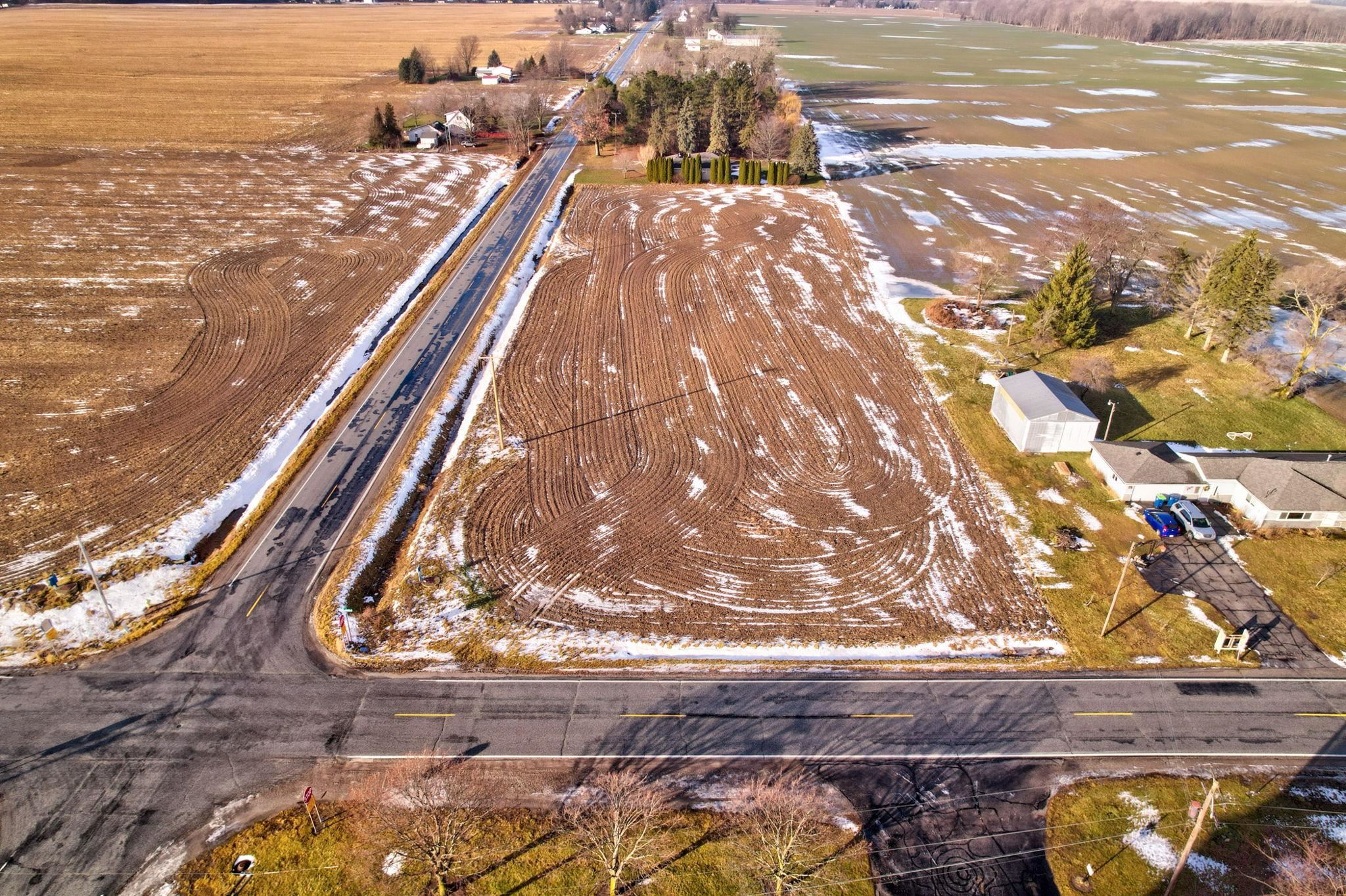 King Road Bridgeport, MI 48722 - Photo 4 of 12