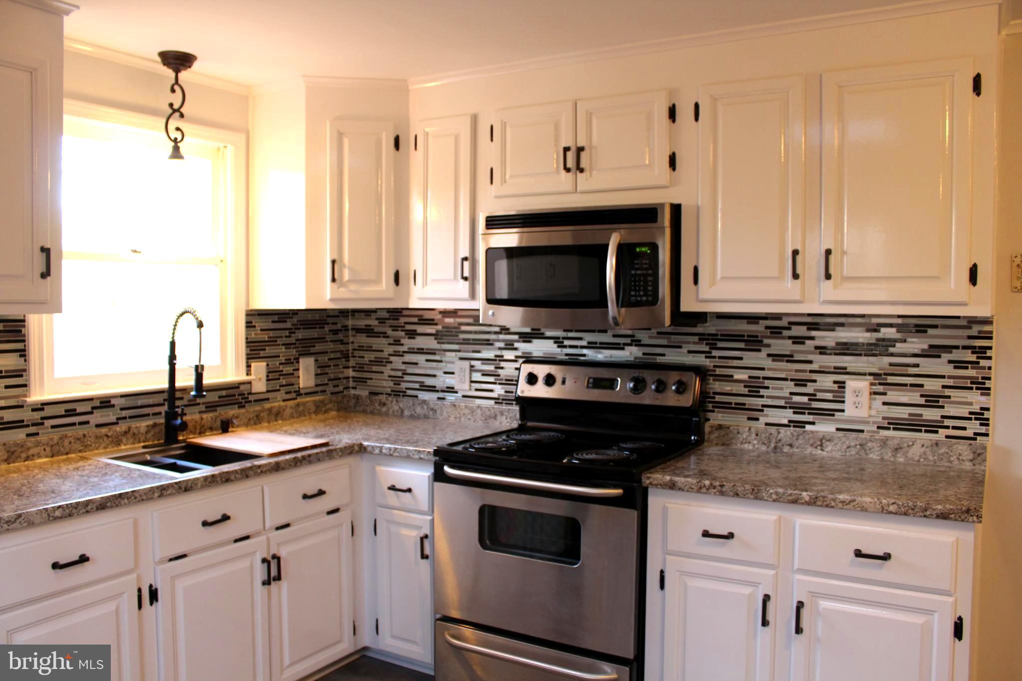 6000 Stubbs Bridge Road Mineral, VA 23117 - Photo 4 of 27 Kitchen