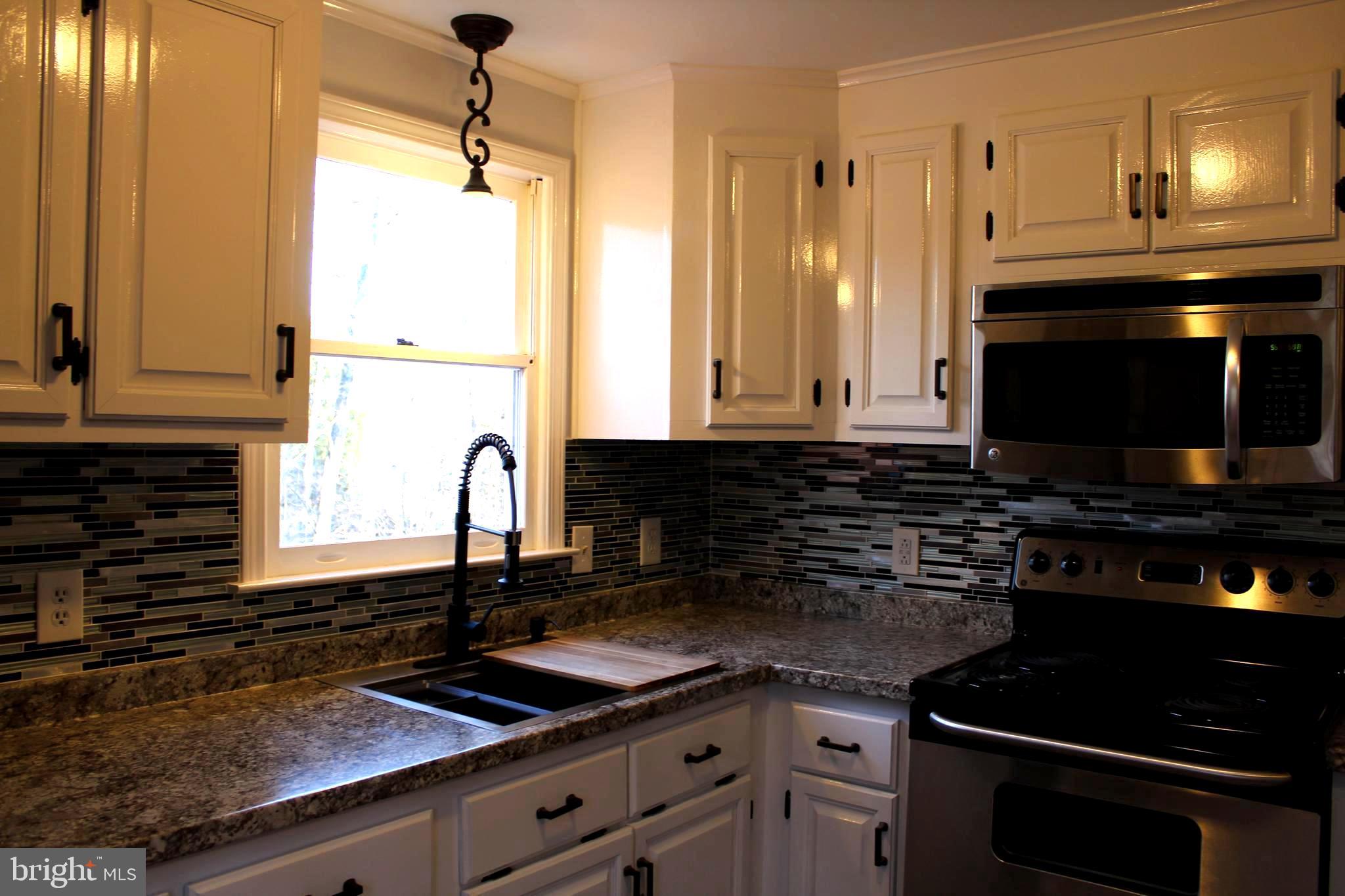 6000 Stubbs Bridge Road Mineral, VA 23117 - Photo 7 of 27 Kitchen