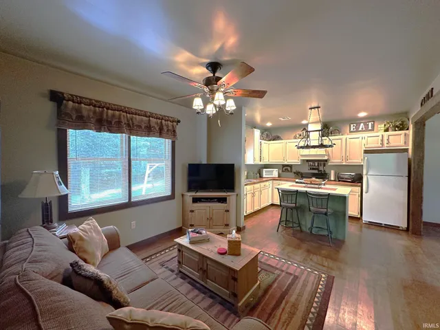 $172,000 | 12733 Yellowbanks Trail, Dale, IN 47523